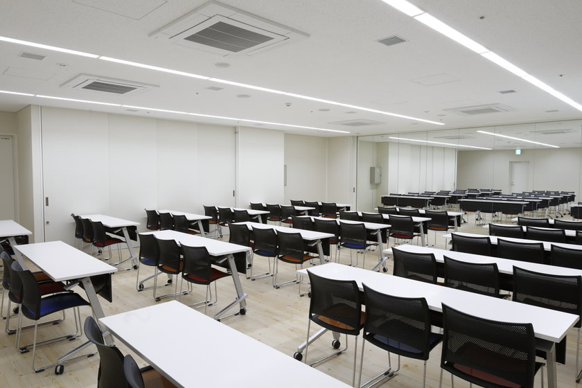 府中市市民活動センタープラッツ