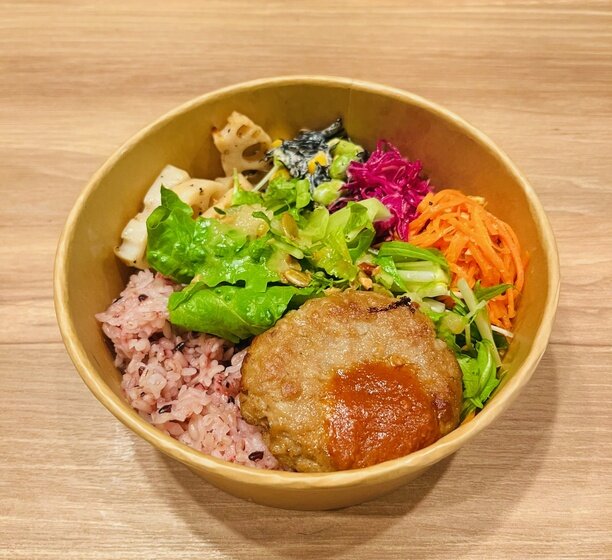 メディバル×タニタカフェ